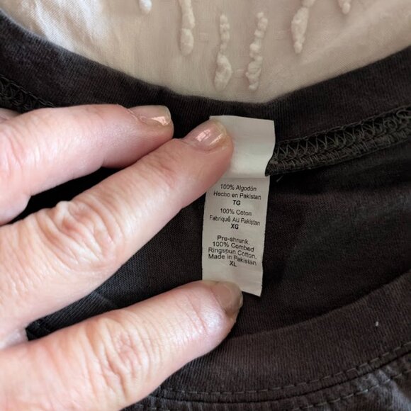 Bettie Page Tee Shirt - Picture 3 of 6